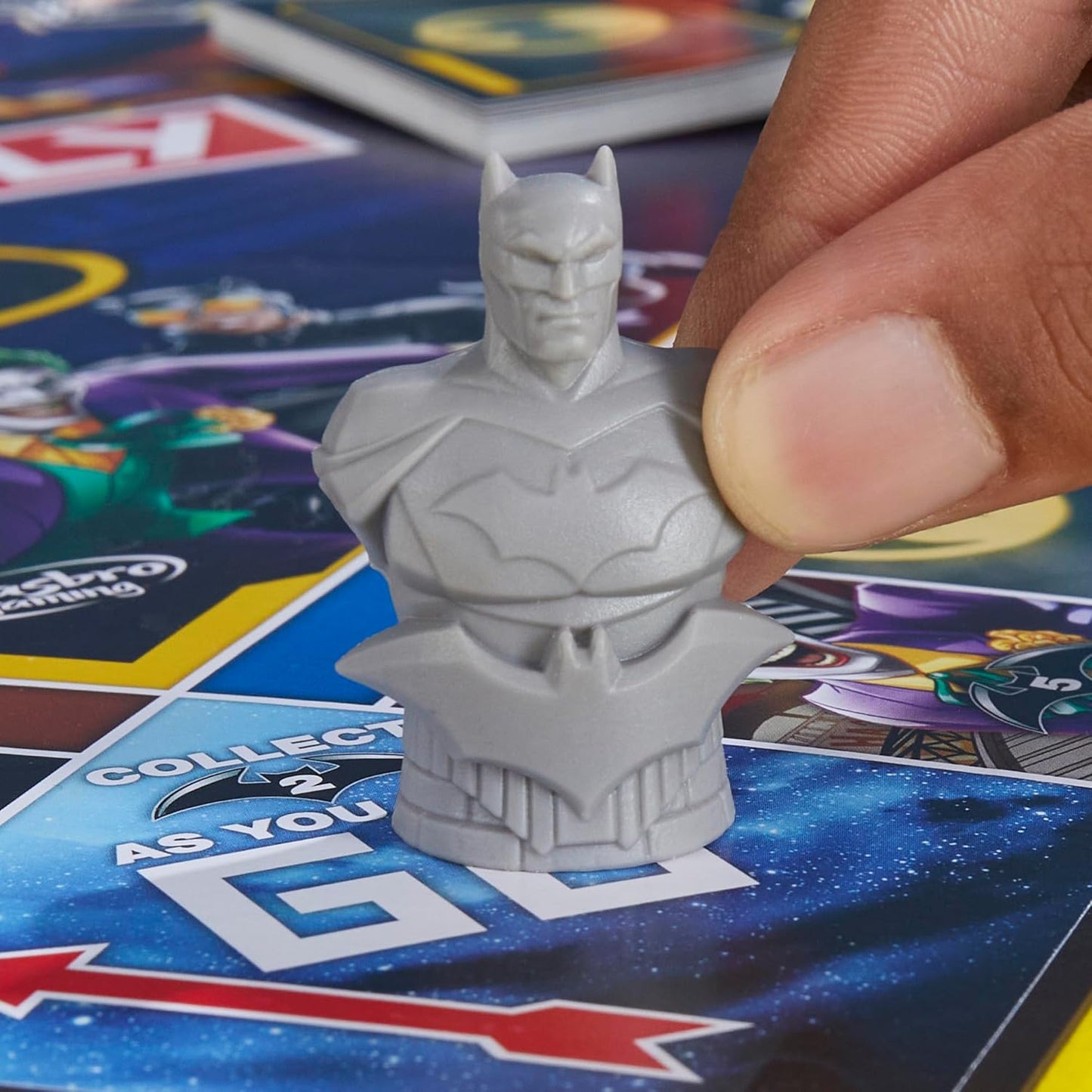 Hasbro Gaming Monopoly Batman Edition Board Game, 8Y+, 2 to 4 Players