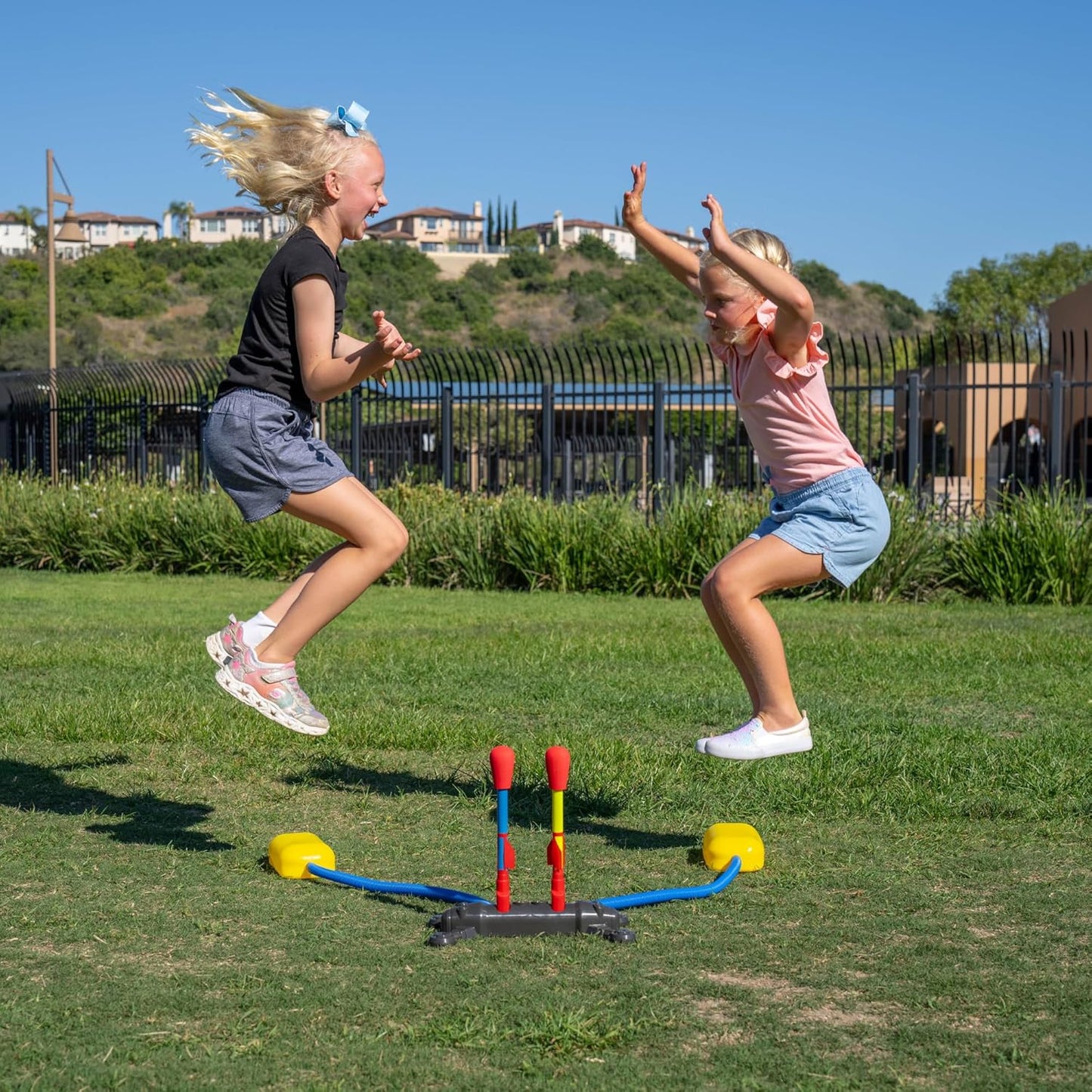 Stomp Rocket Original Dueling Rocket Launcher with 4 Flying Rockets|Soars 200Ft |Multi-Player Adjustable Launcher Stand|Outdoor Toy|Gift for Boys & Girls Age 5+|Original Now Made in India