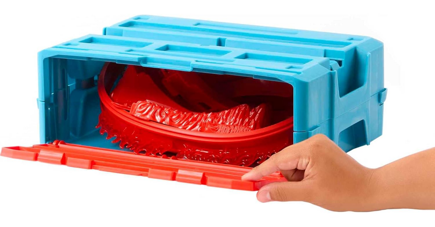 Hot Wheels® Track Set, Fire-Themed Track Set & 1 Hot Wheels® Car, 16 Track-Building and Stunting Components in Stackable Toy Storage Box HMC04