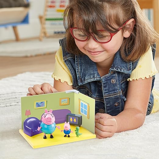 Peppa Pig's Living Room Themed Preschool Toy with Daddy Pig and George, 3Y+