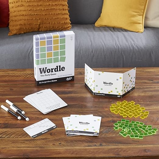 Hasbro Gaming Wordle The Party Game for 2-4 Players, 12Y+