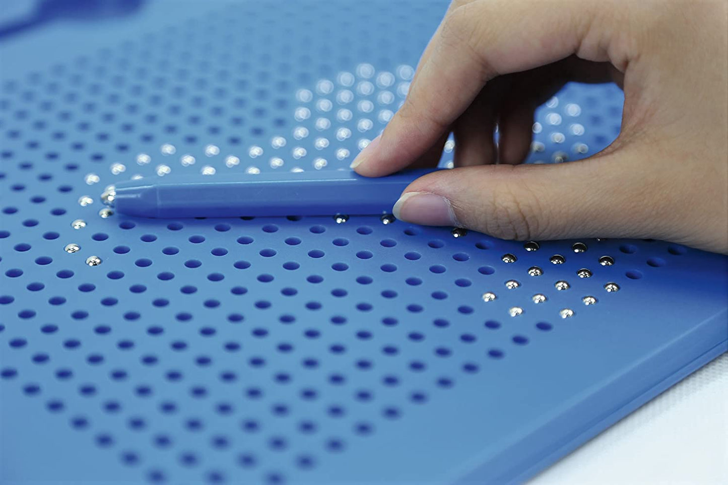 TollesfürKinder Magnetic Game for Children - Magic Board with Balls and Pen - Great Activity Children from 3 - The Magic Magnet Game for Stress-free Car Ride