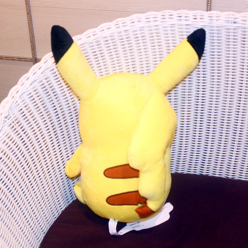 Pokemon 13" Large Plush Pikachu (dISPATCHED ROM UK)