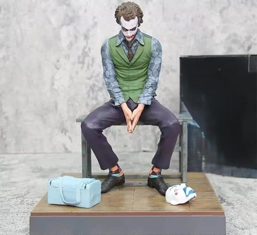 Joker Action Figure β Joaquin Phoenix Inspired Collectible Statue, 15cm Tall with Mask Accessory, Premium Vinyl Figurine with Gift Box β Dark Knight Villain Model Toy for Fans and Collectors