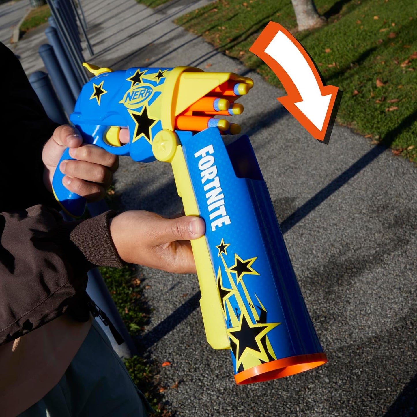 Nerf Fortnite Half Tone Hero Blaster, 8Y+