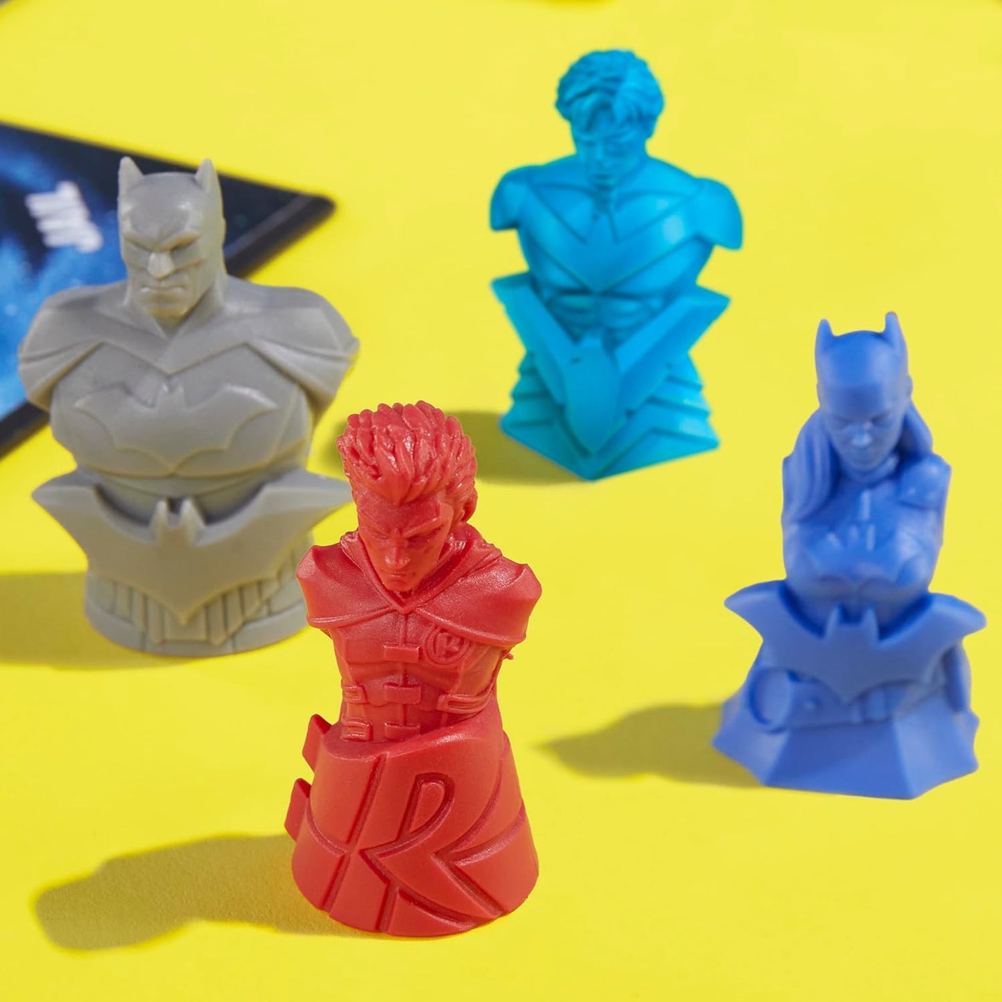 Hasbro Gaming Monopoly Batman Edition Board Game, 8Y+, 2 to 4 Players