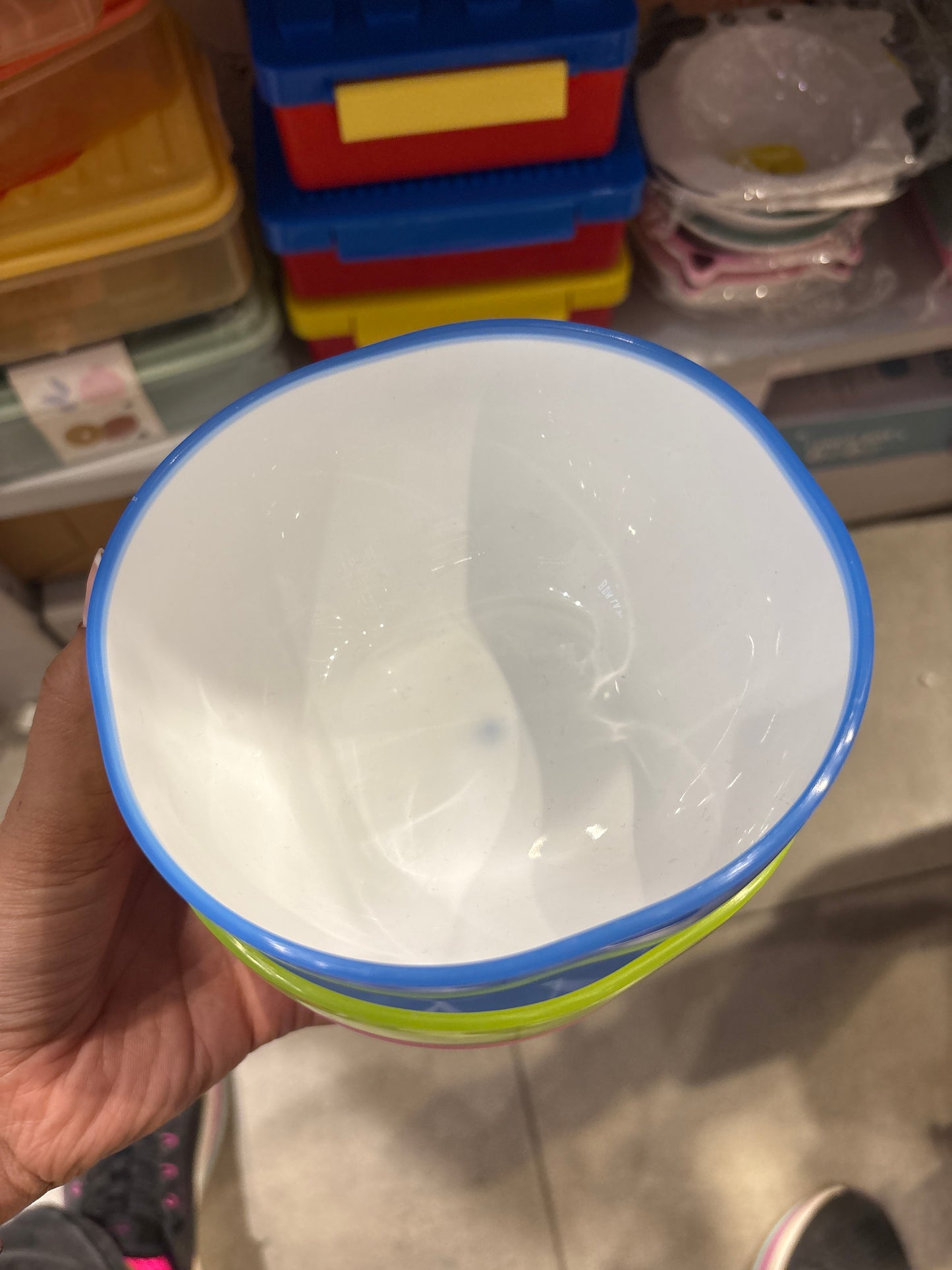 Colorful Plastic Bowls Set