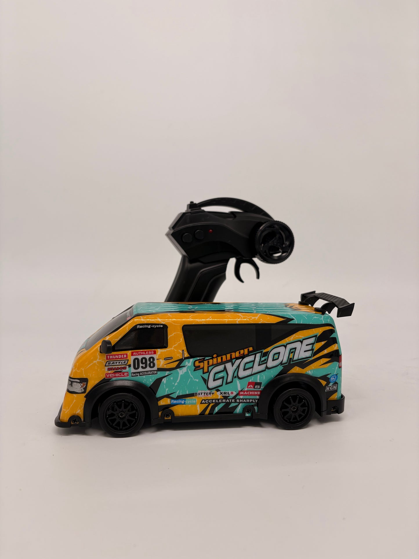 Racing Van 1:18 Remote Control Drift Car