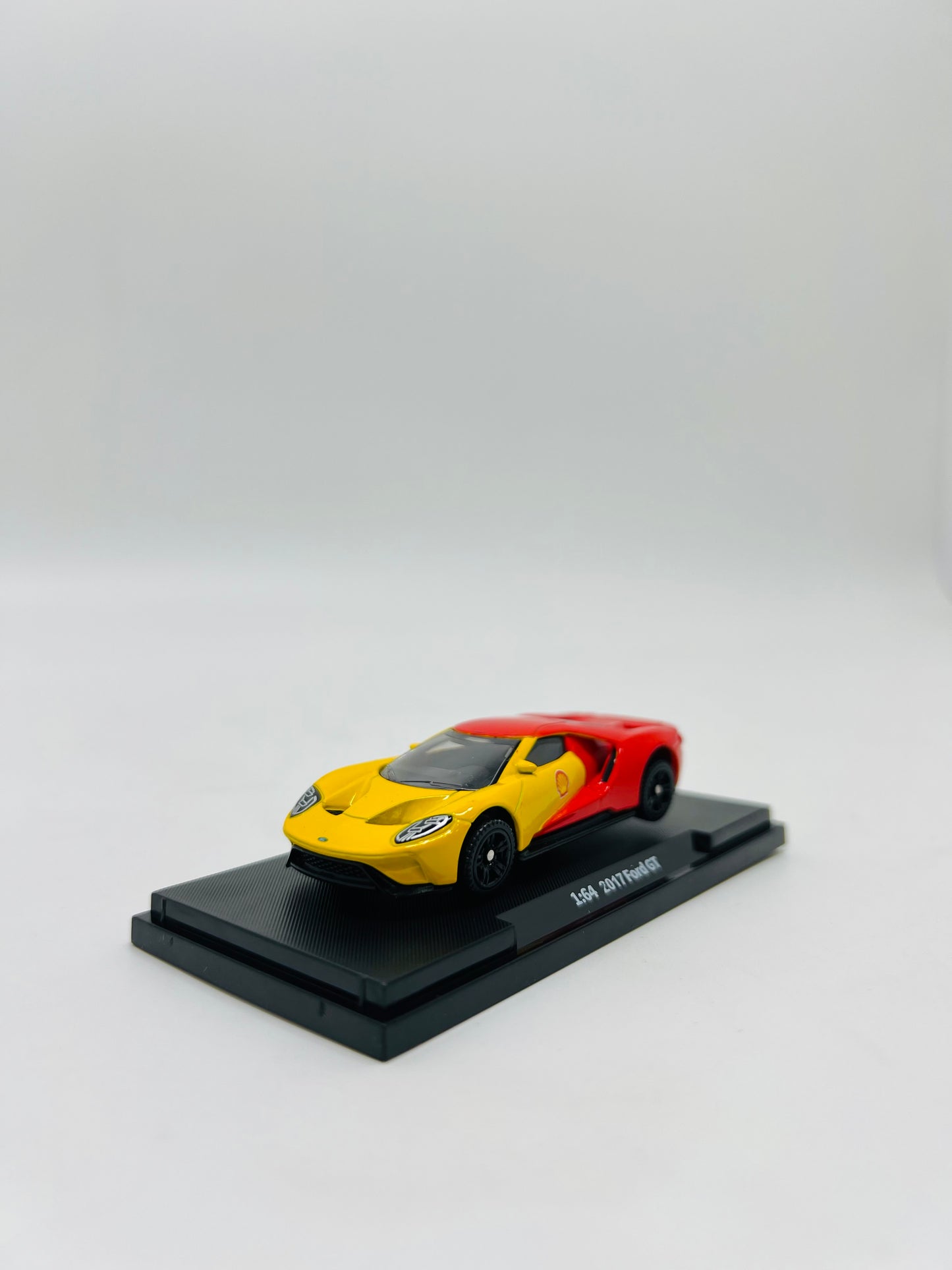 CCA Original Premium Acrylic Box 1:64 Die Cash Scale Model Car