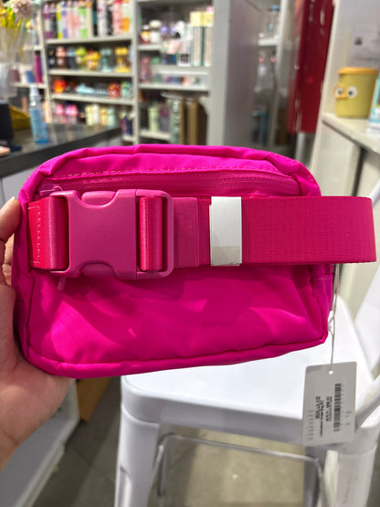 Lululemon Everywhere Belt Bag