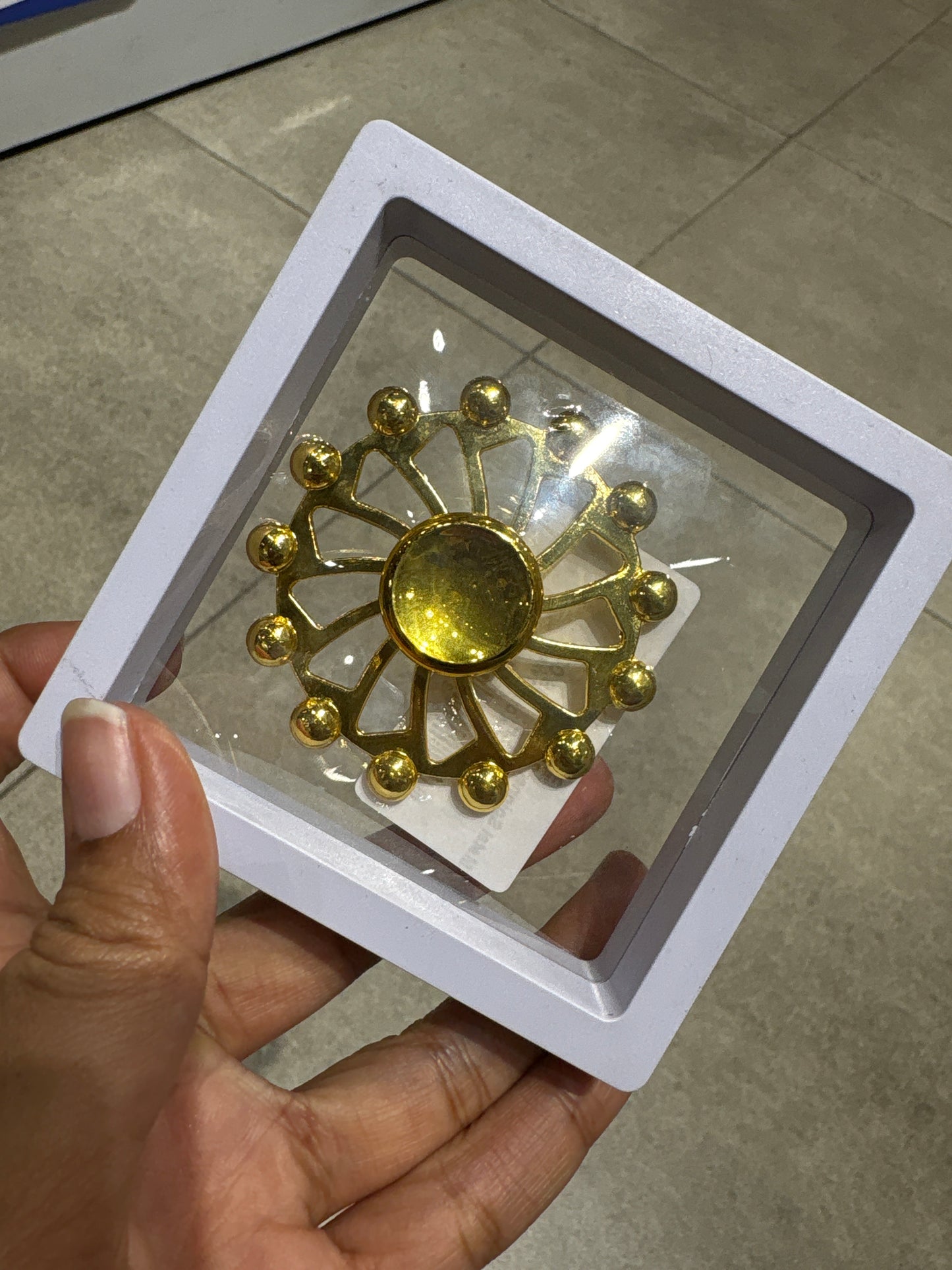 Metal Fancy Fidget Spinner Premium Rainbow Chrome Spinner in Display Box