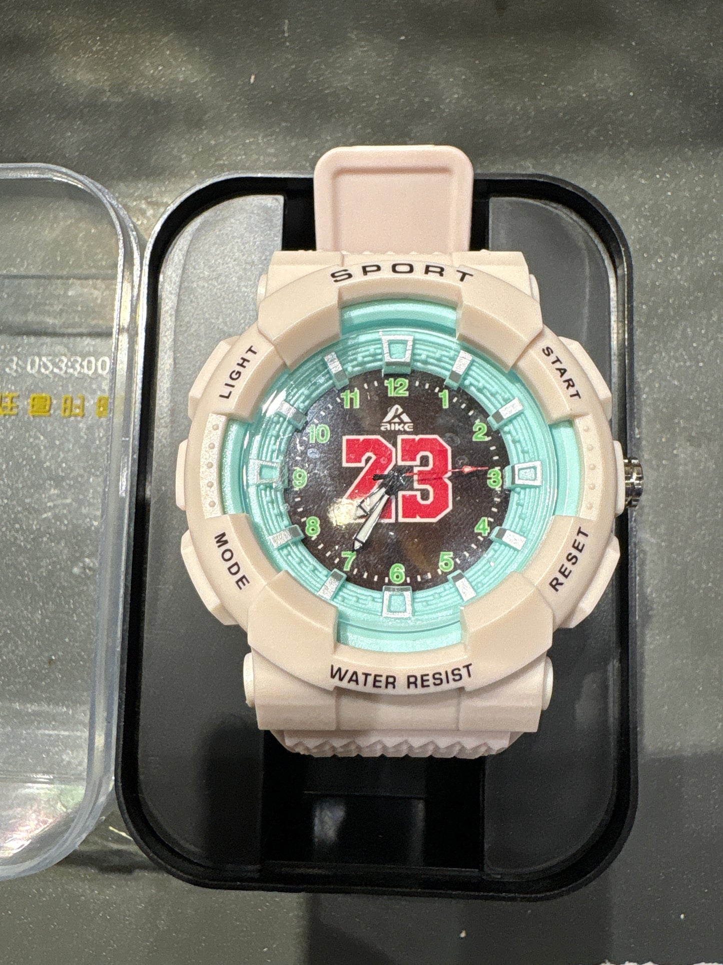 GBT1934 WRIST WATCH WATER RESISTANT DIGITAL WITH LIGHT AND STOPWATCH