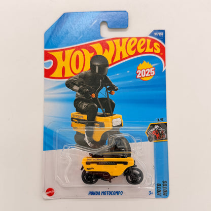 Hot Wheels 1:64 Die-Cast Set of 4 - Batmobile, Solar Reflex, Honda Motocompo, Land Rover Defender Double Cab