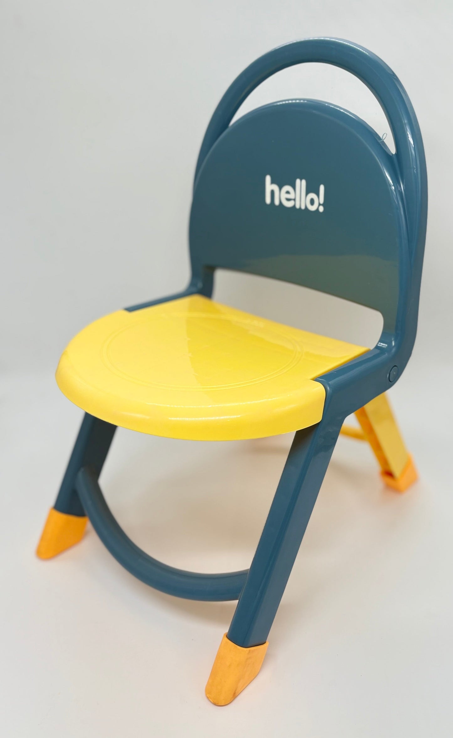 HELLO FOLDING CHAIR for kids
