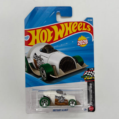 Hot Wheels 1:64 Die-Cast Set of 4 - Maserati Shamal, Alfa Romeo Giulia Ti Super, Bounce N Bass, Instant Boost