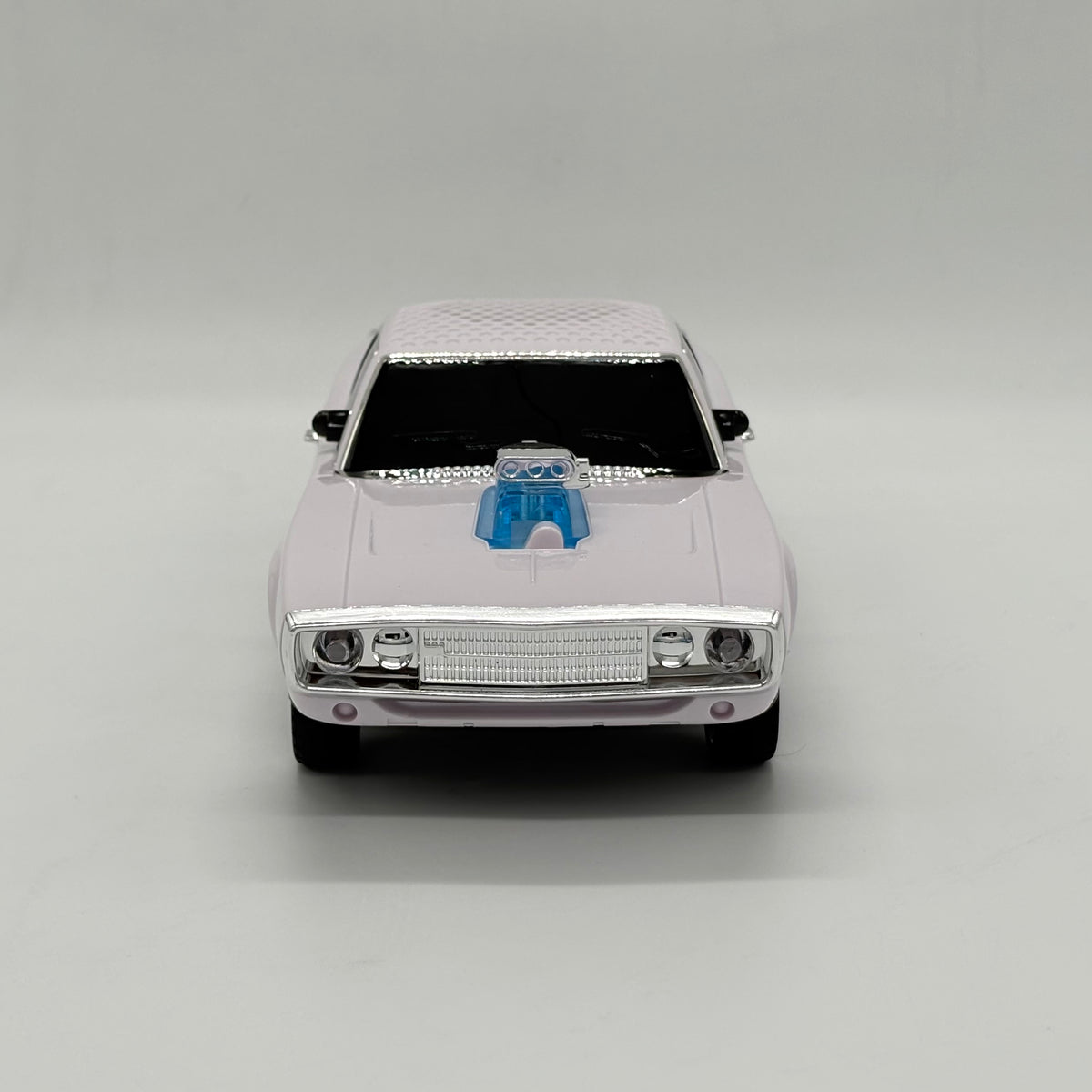 WSTER WS -1968 Portable Wireless Speaker With TF/USB/FM Radio Car