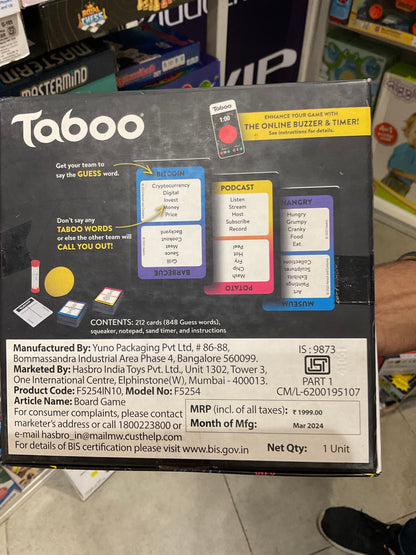 Hasbro Taboo – The Game of Unspeakable Fun