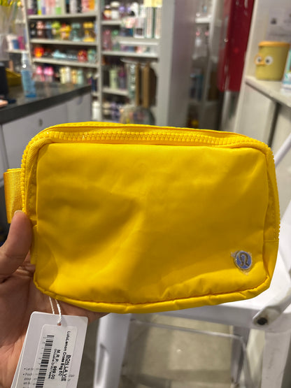 Lululemon Everywhere Belt Bag