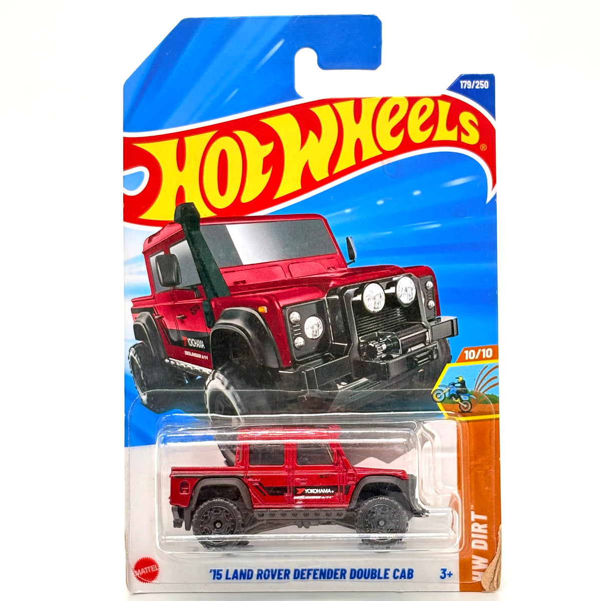Hot Wheels Basic Mainline Car '15 Land Rover Defender Double Cab