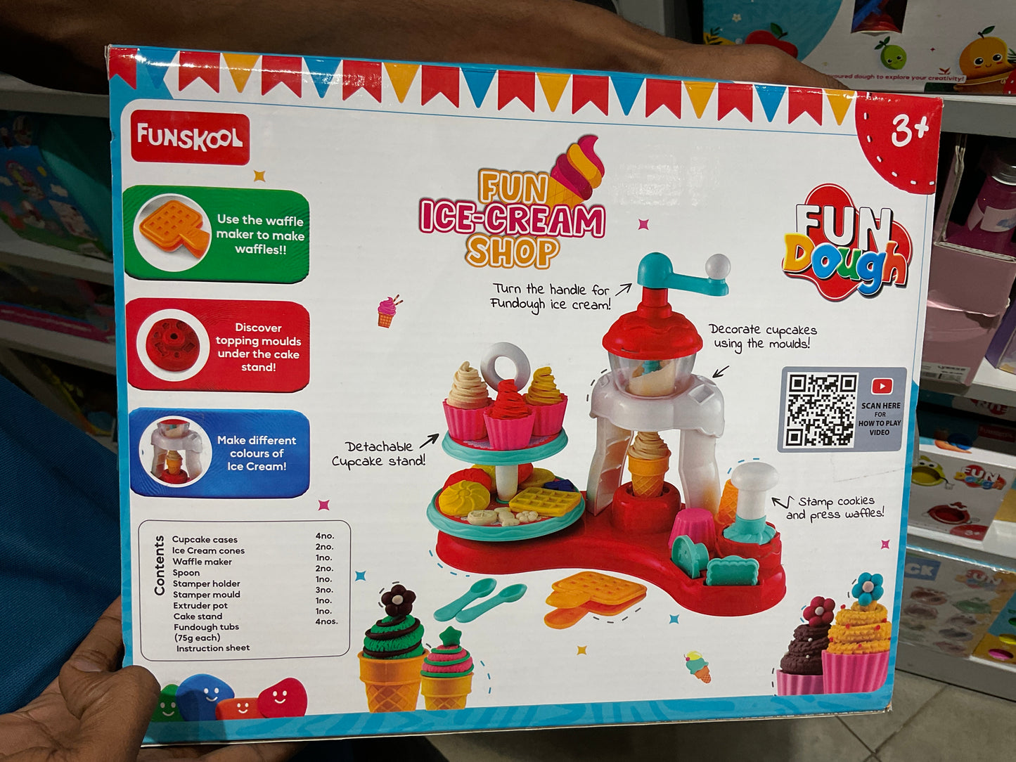 FDOUGH FUN ICE CREAM SHOP 2015