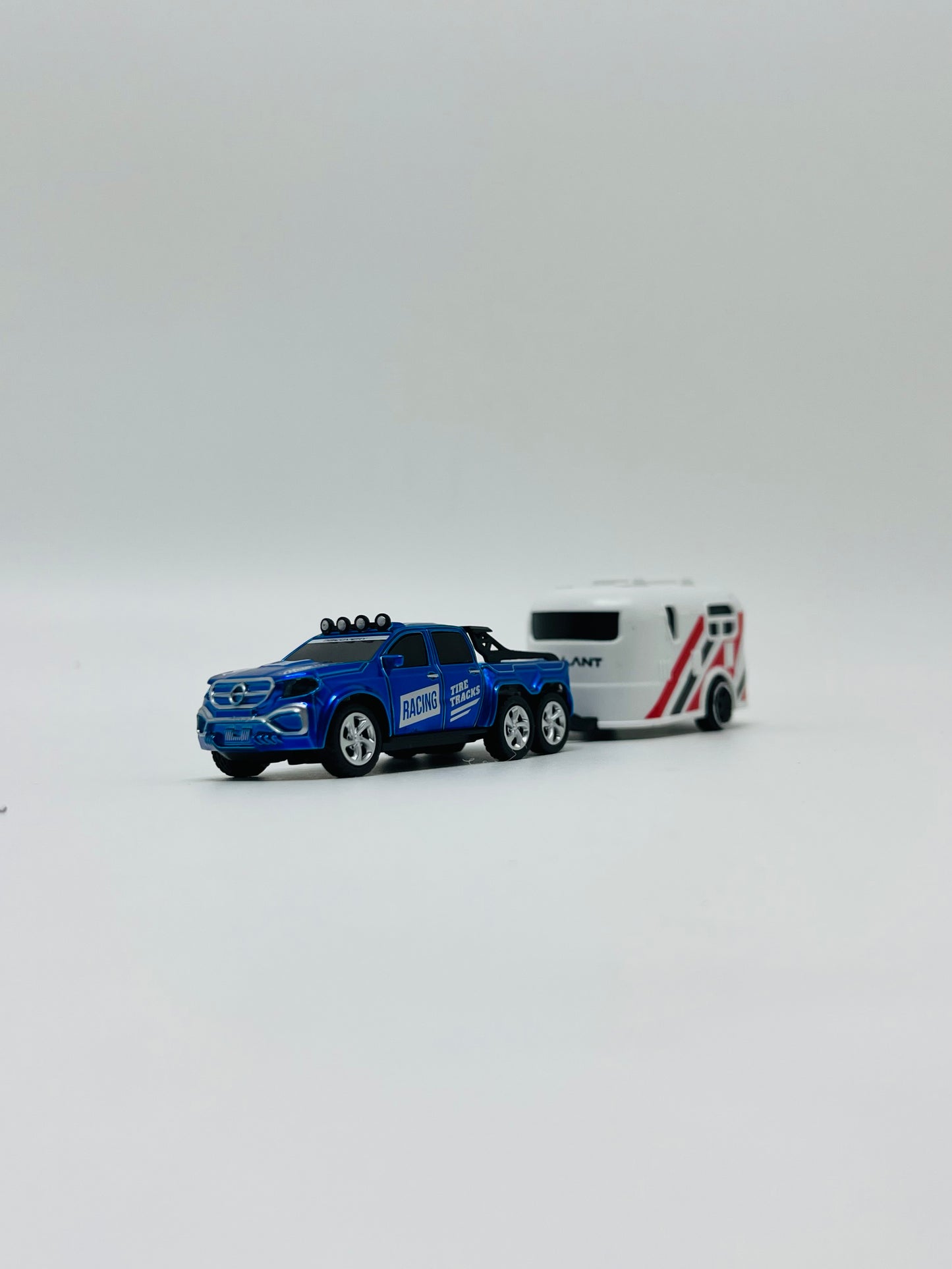 Mini Desktop 1:64 Remote Control Die Cast Car