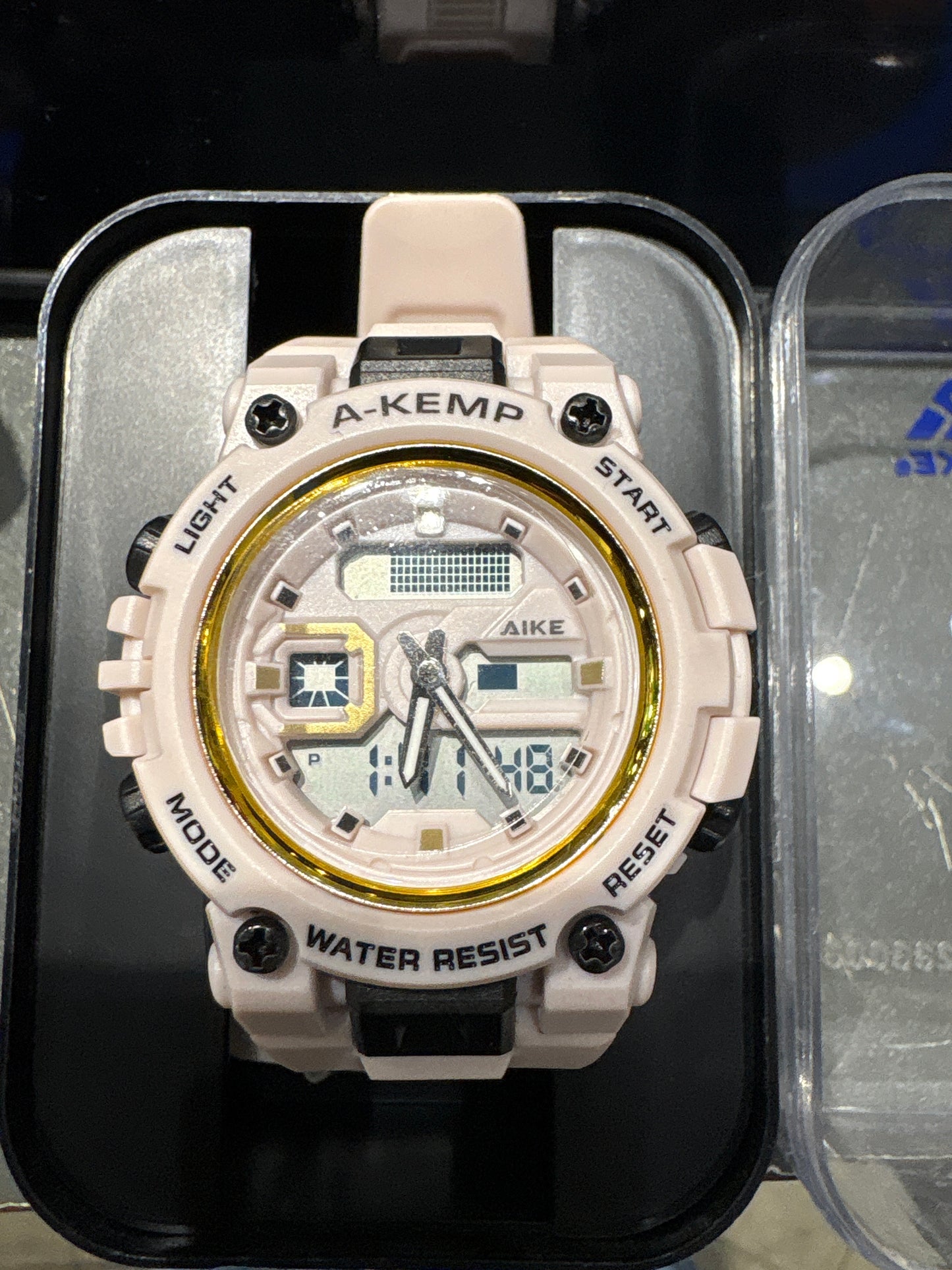GBT1934 WRIST WATCH WATER RESISTANT DIGITAL WITH LIGHT AND STOPWATCH