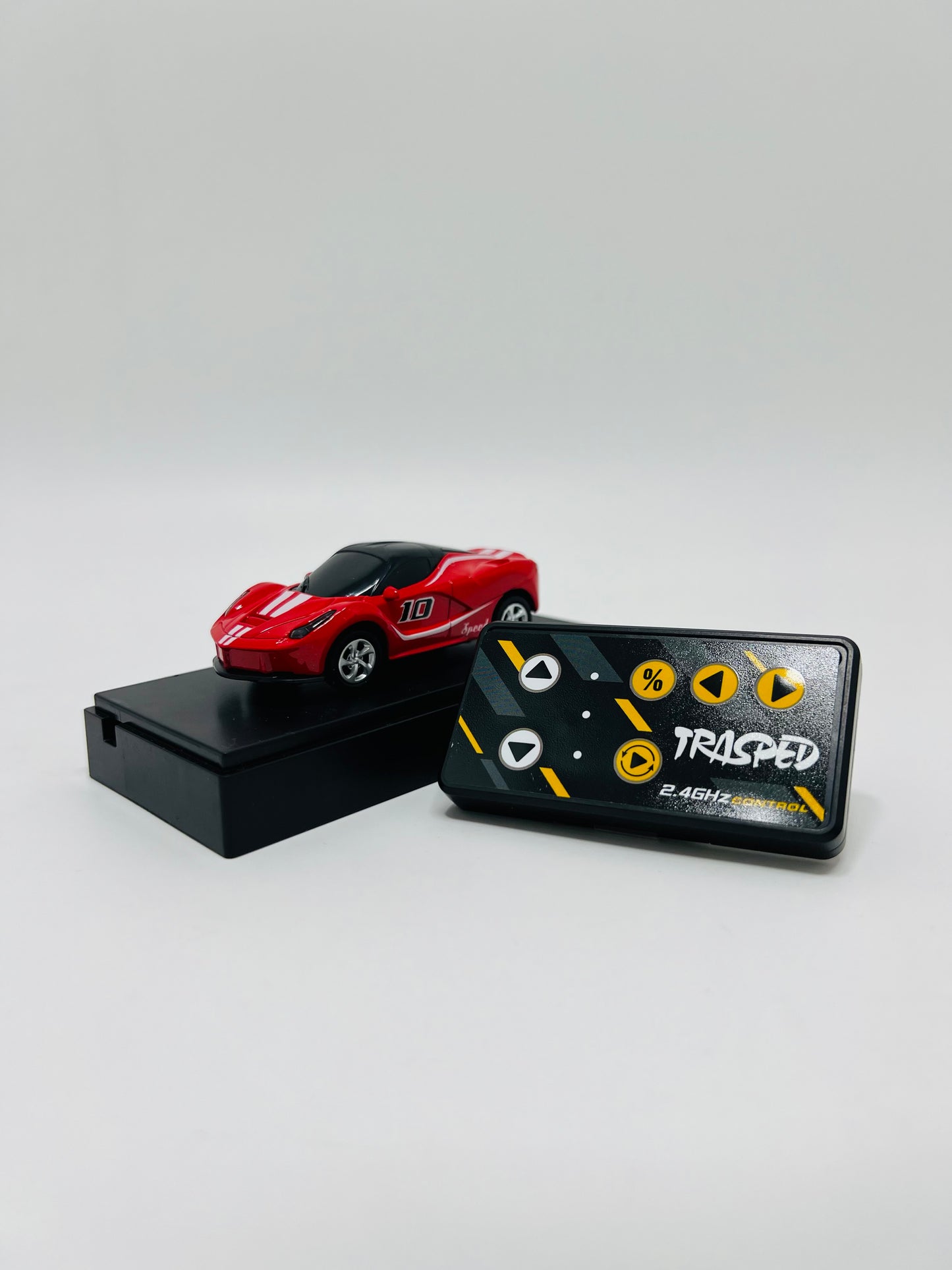 Trasped Mini Desktop Ferrari 1:64 Remote Control Die Cast Car Acrylic Pack