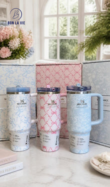 Stanley Love Shack Fancy Bow & Floral Print Quencher Tumbler Leakproof 900ml