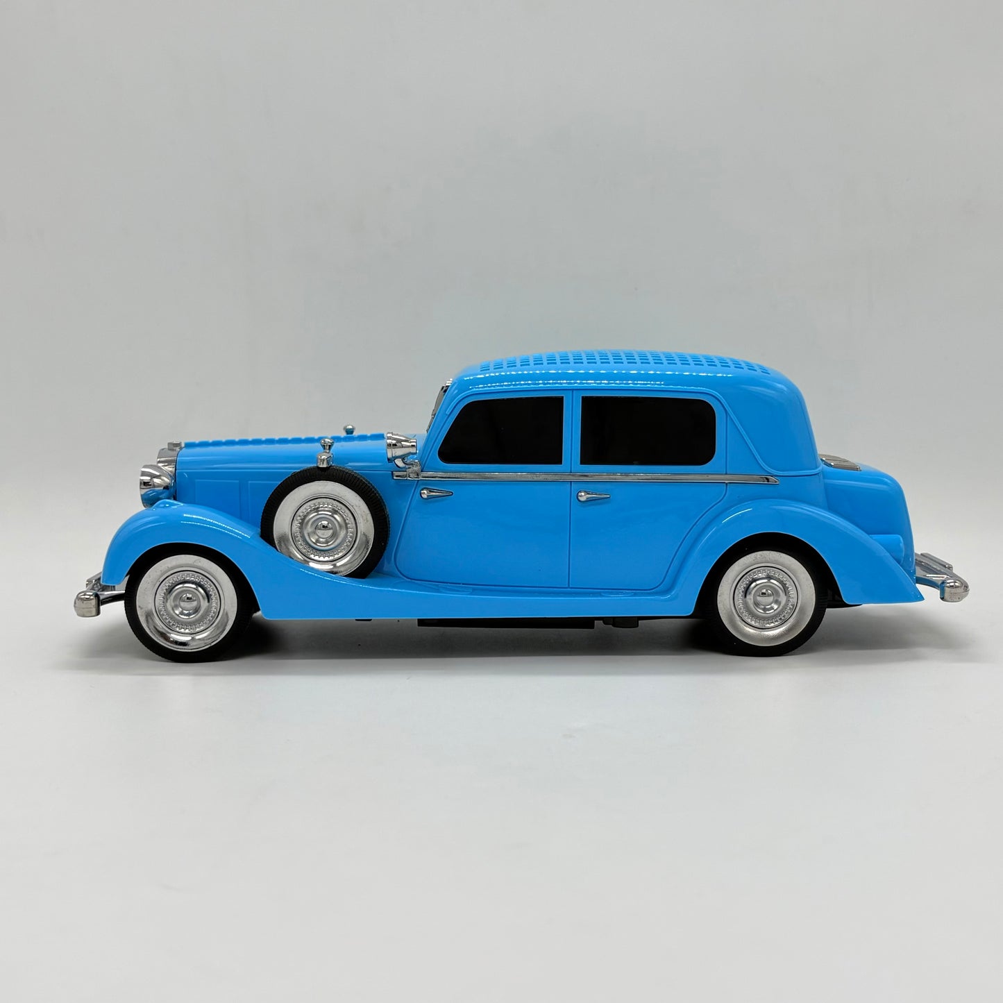 WS-1943 Vintage Car with Bluetooth