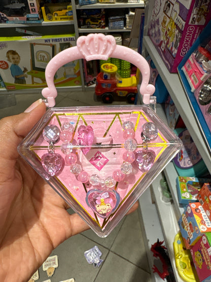 Diamond Shape Girls Accessories Gift Set with Crown Handle