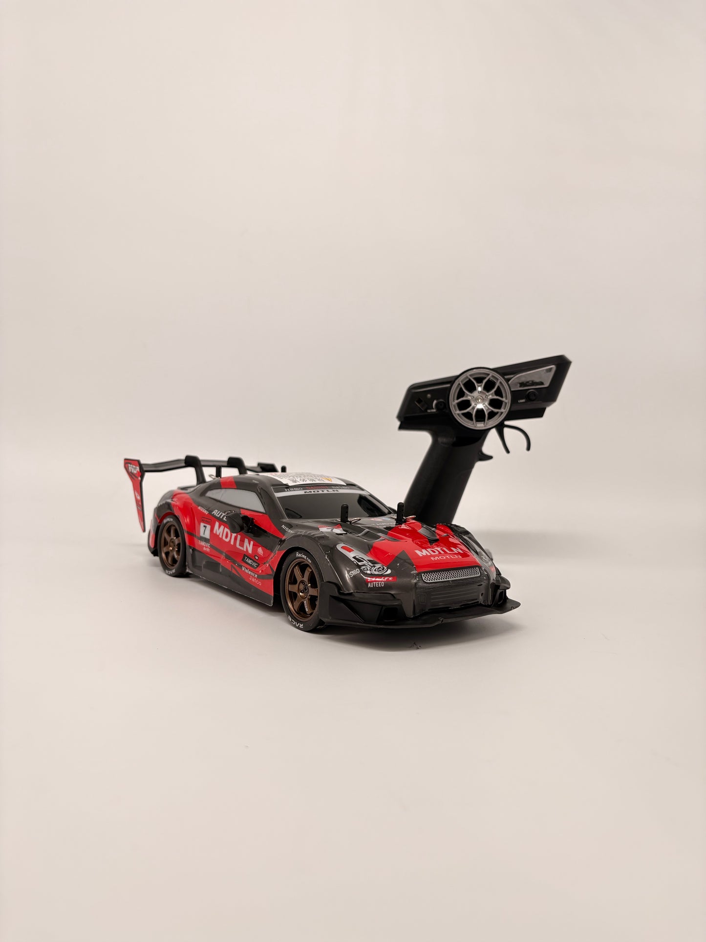 High Speed Full Scale 1:16 Remote Control Drift Car with Separate Wheels for Drifting