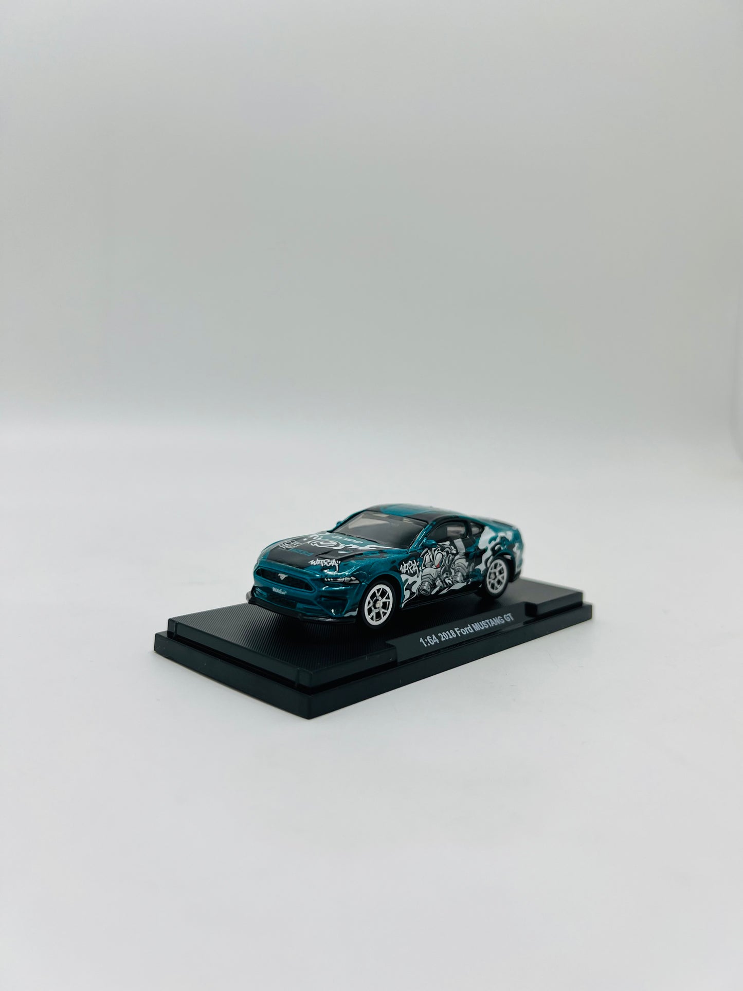CCA Original Premium Acrylic Box 1:64 Die Cash Scale Model Car