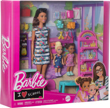 Barbie I Love School Dolls & Accessories, Classroom Playset with Fashion Doll, 2 Small Dolls & 20+ Pieces Including Furniture & Flipping Chalkboard
