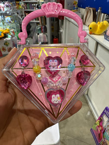 Diamond Shape Girls Accessories Gift Set with Crown Handle