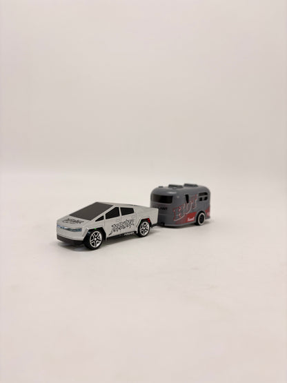 Trasped Min Desktop Tesla Cyber Truck 1:64 Remote Control Car