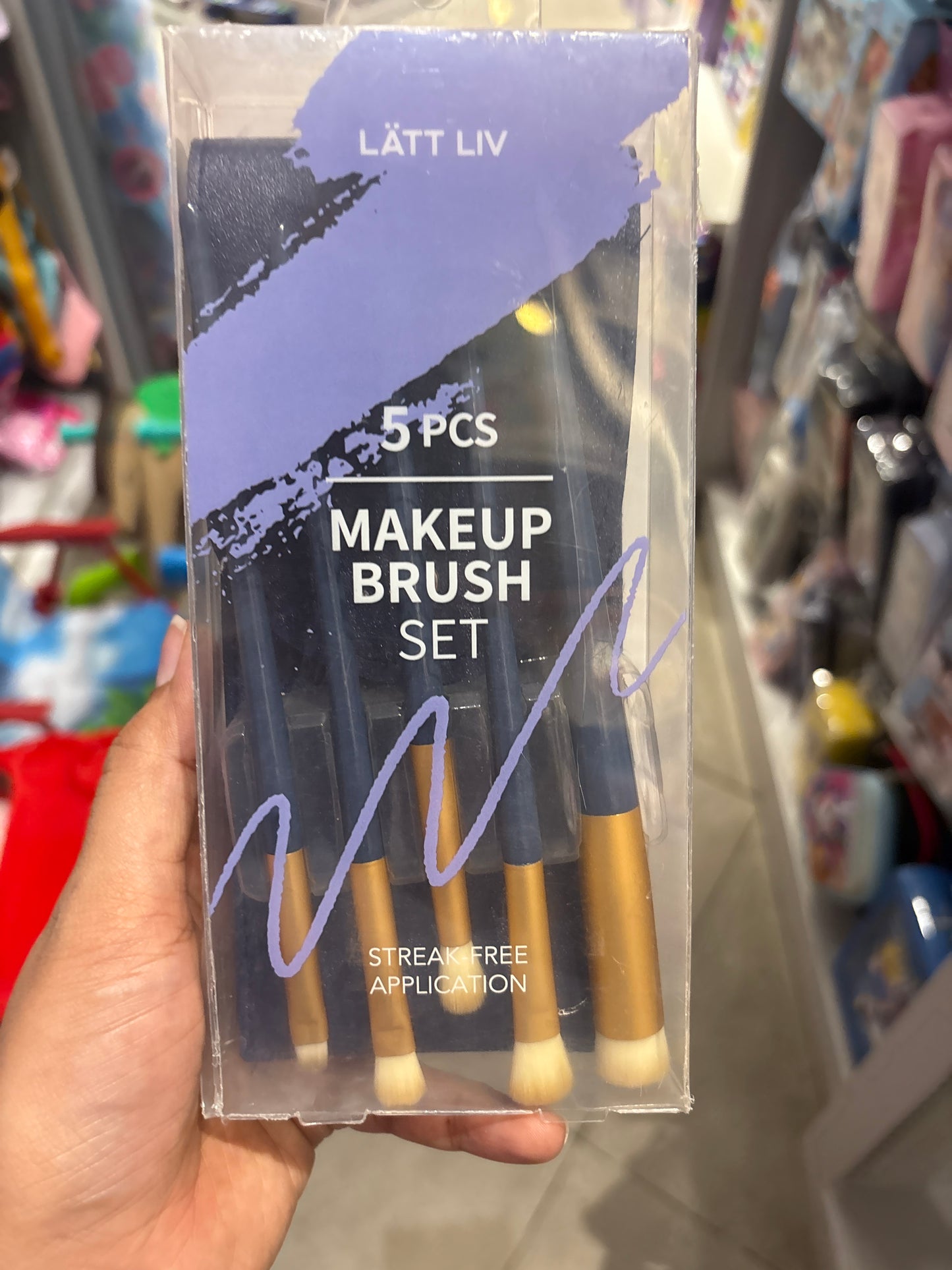 Make-up Brushes with leather pouch