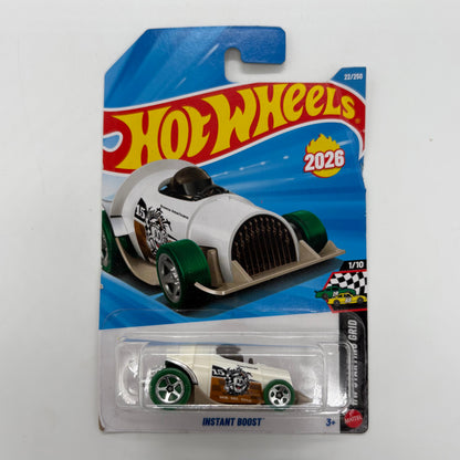 Hot Wheels 1:64 Die-Cast Set of 4 - McLaren W1, Land Rover Defender Double Cab, Street Shrieker, Instant Boost