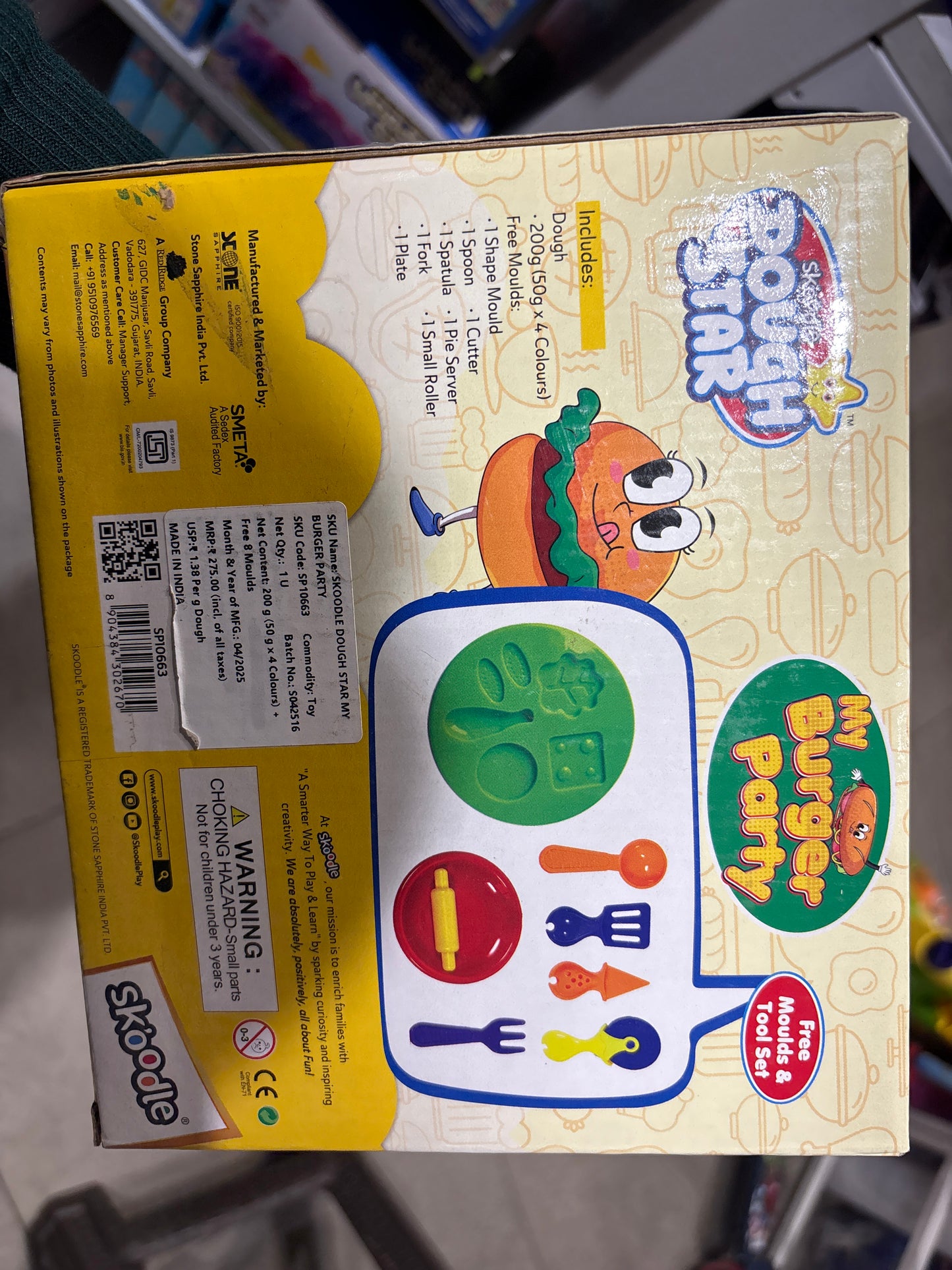 SP10663 SKOODLE DOUGH STAR MY BURGER PARTY