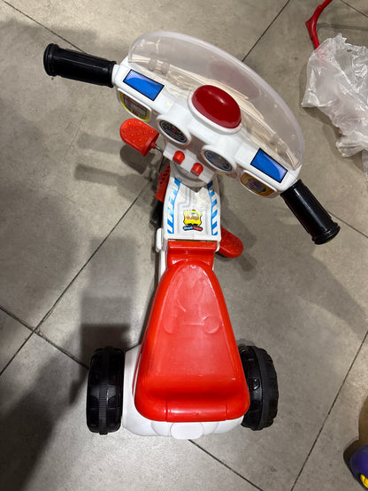 SP14803 GREEN ORANGE SKOO TRIKE RED COLOUR