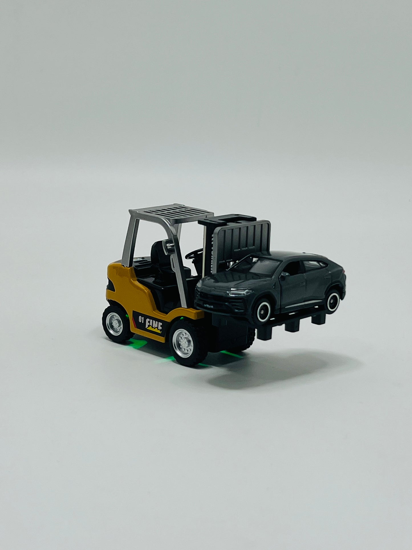Trasped 1:64 Remote Control Forklift