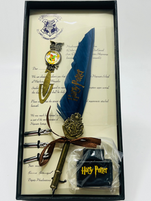 Harry Potter Magical Pen Set – Themed Writing Set for Kids & Fans (Age 6+)A magical pen set inspired by the world of Harry Potter. Designed to make writing more fun, this themed pen set is perfect for school, gifting, and everyday use.