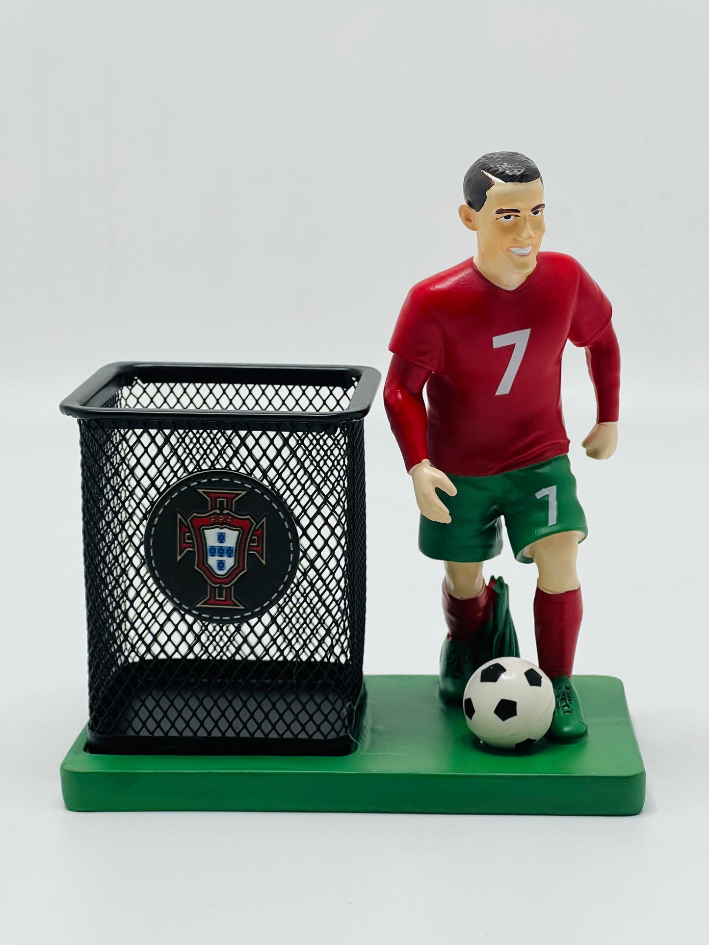 Ronaldo Pen Stand – Football-Themed Desk Organizer for Kids & Fans (Age 6+)