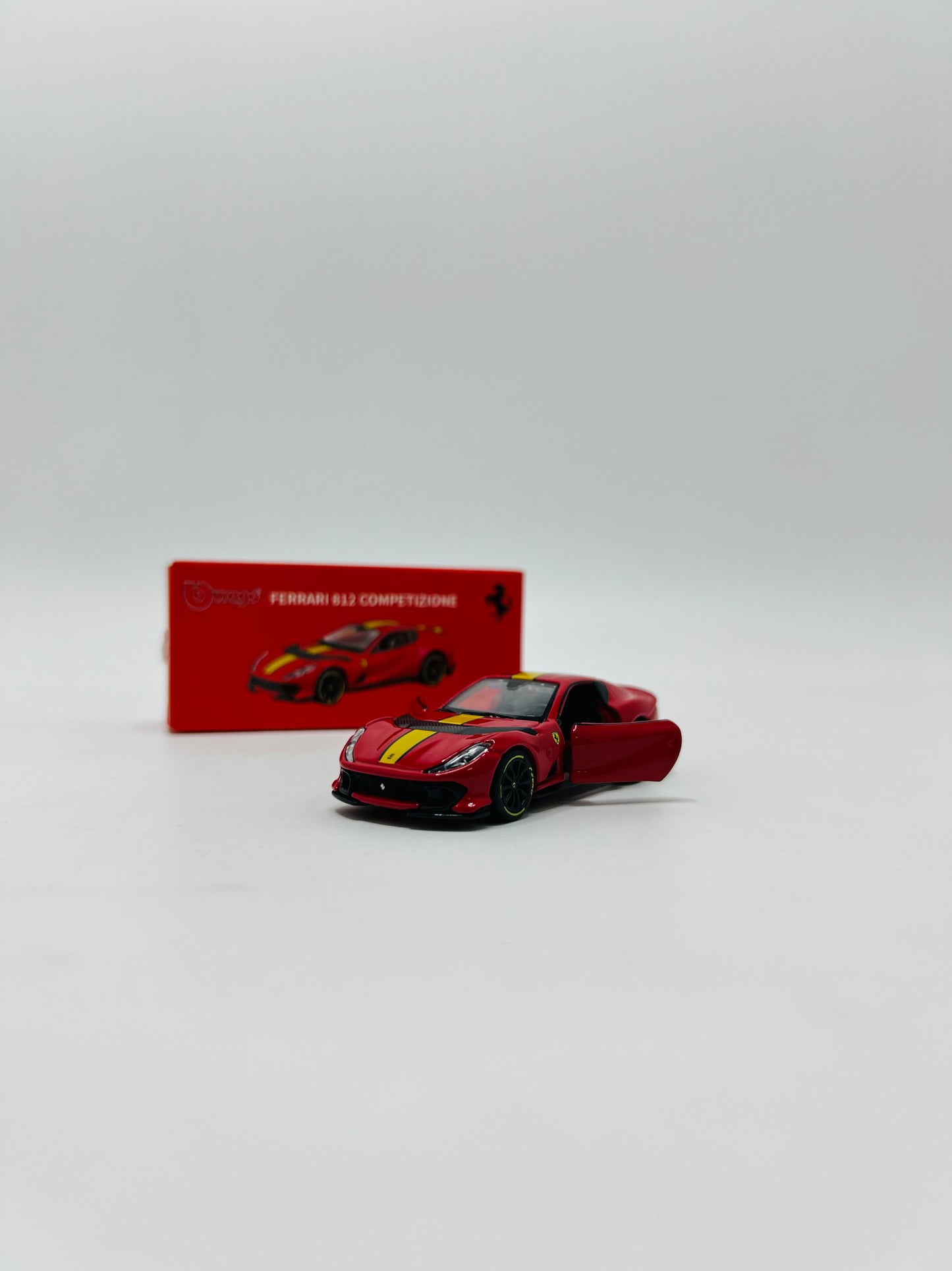Bburago Orginal 1:64 Die Cast Scale Model Car