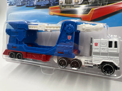 HOT WHEELS TRACKING TRUCKS ASSORTMENT