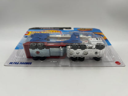 HOT WHEELS TRACKING TRUCKS ASSORTMENT