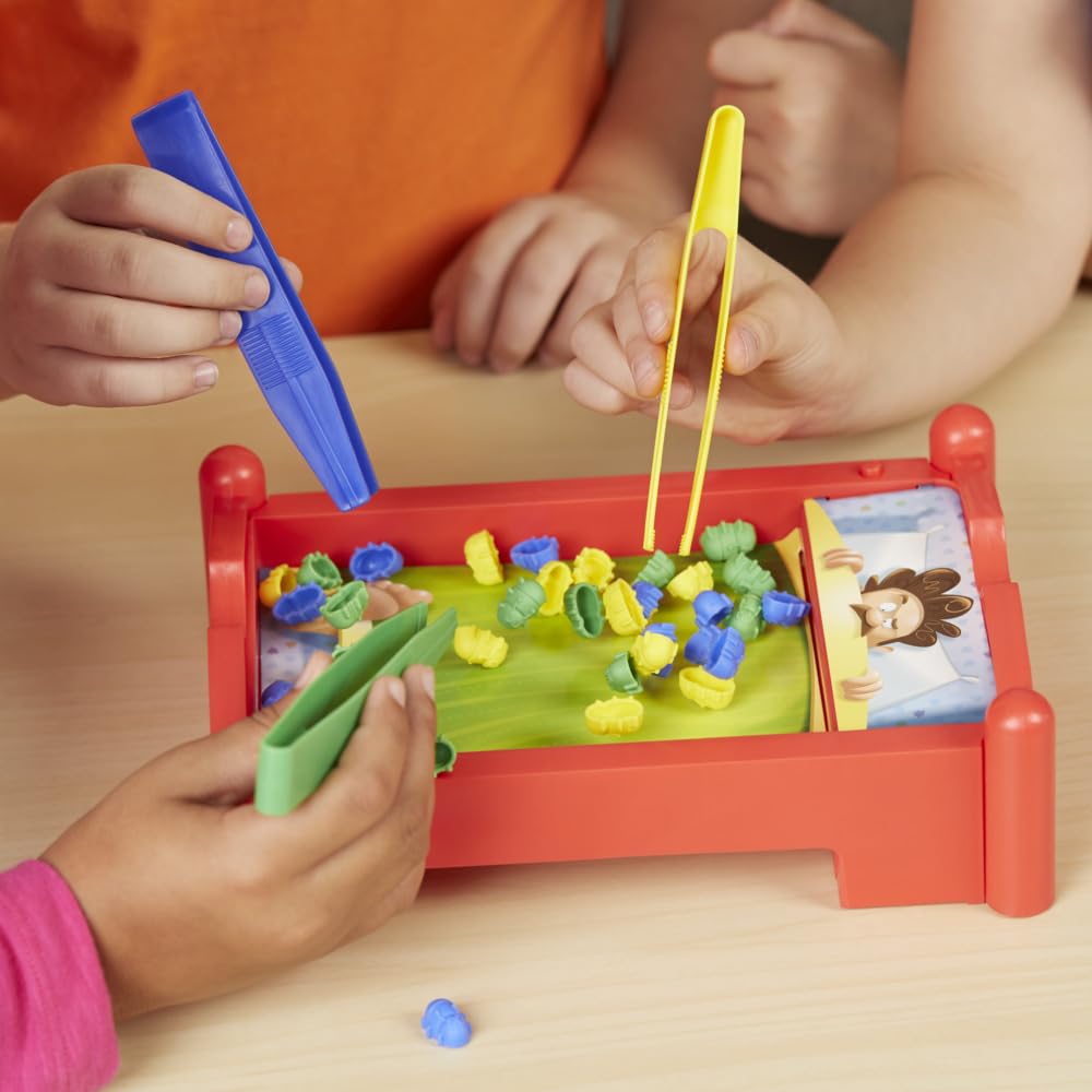 Hasbro Bed Bugs Critter-Catching Board Game