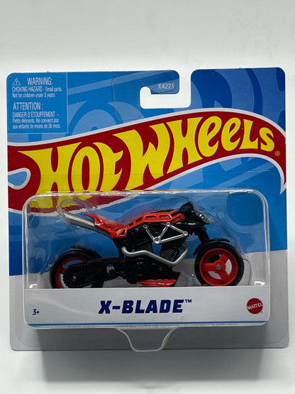 Hot Wheels Die-Cast Street Bike – Fat Ride 1:18 Scale Motorcycle (Age 8+) Assorted