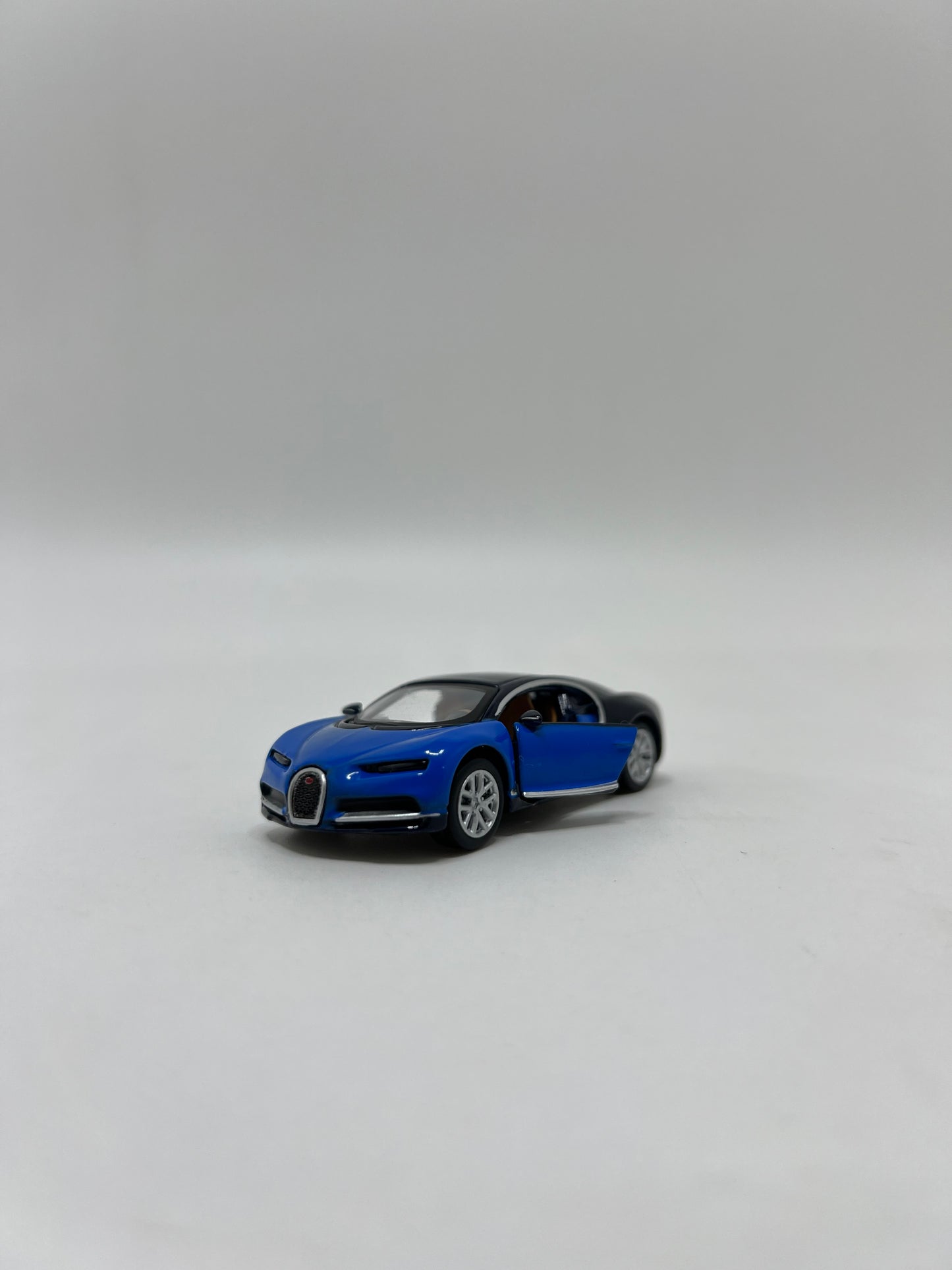 Bburago Orginal 1:64 Die Cast Scale Model Car