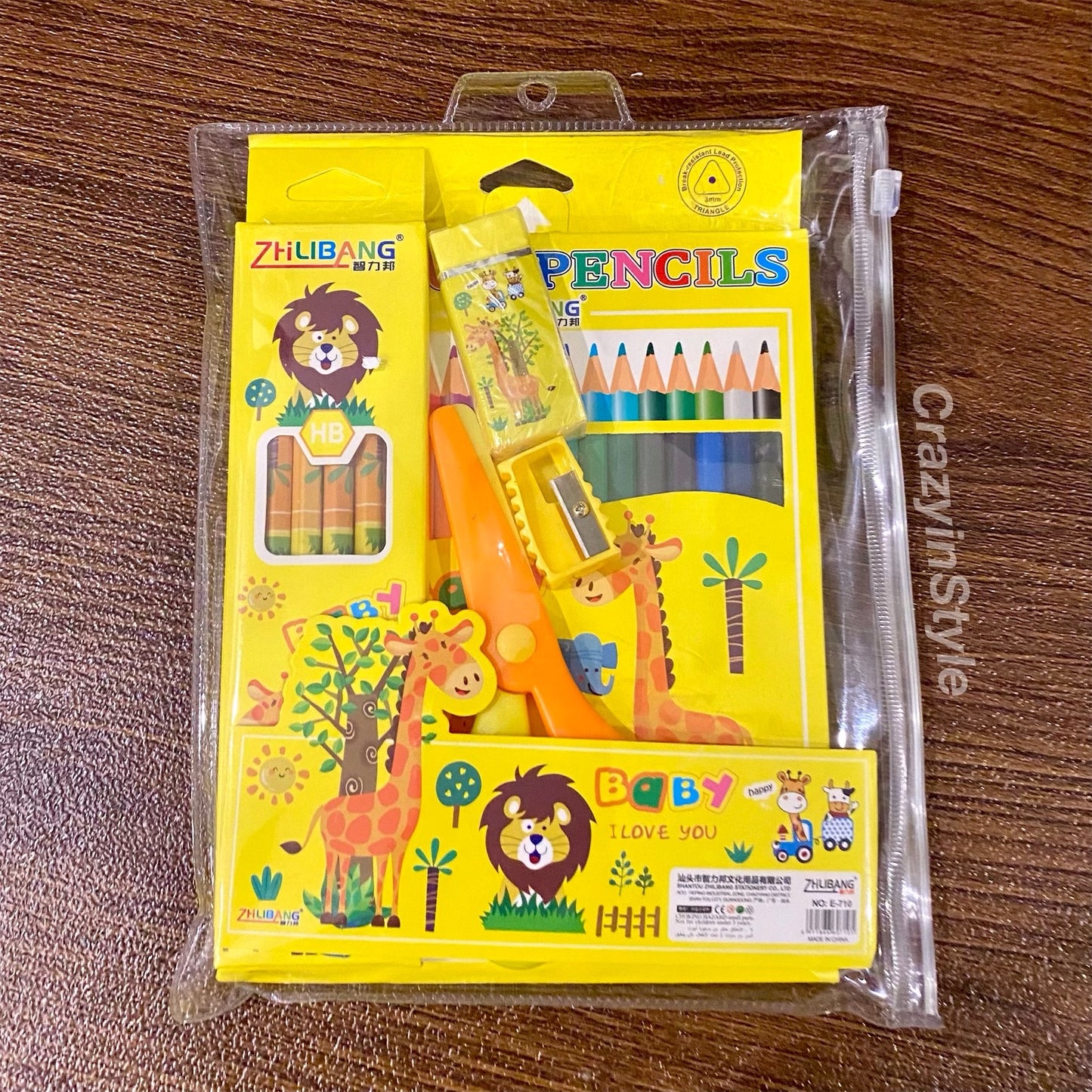 Colouring And Craft Gift Set (Set of 6 Items)