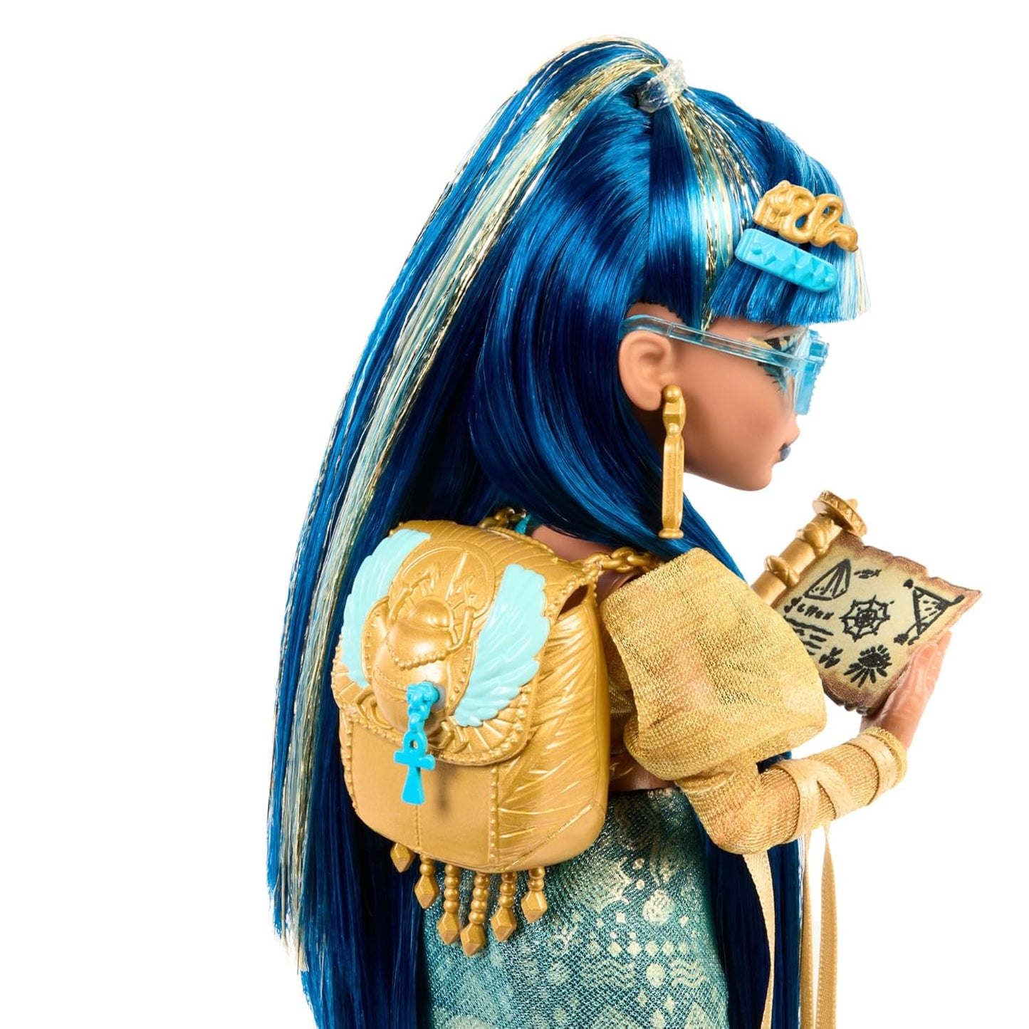 Monster High Cleo De Nile Doll in Golden Blouse and Layered Skirt, Includes Pet Cobra Hissette and Accessories Like a Backpack, Snack and Scroll